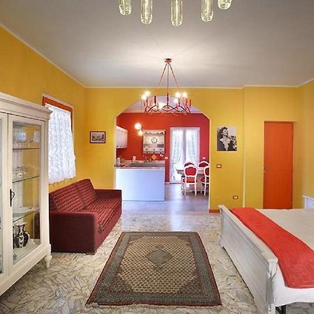 Attico Incerpi, Terrazza Sui Tetti Di Montecatini Terme 아파트 외부 사진