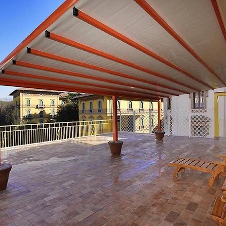 Attico Incerpi, Terrazza Sui Tetti Di Montecatini Terme 아파트 외부 사진